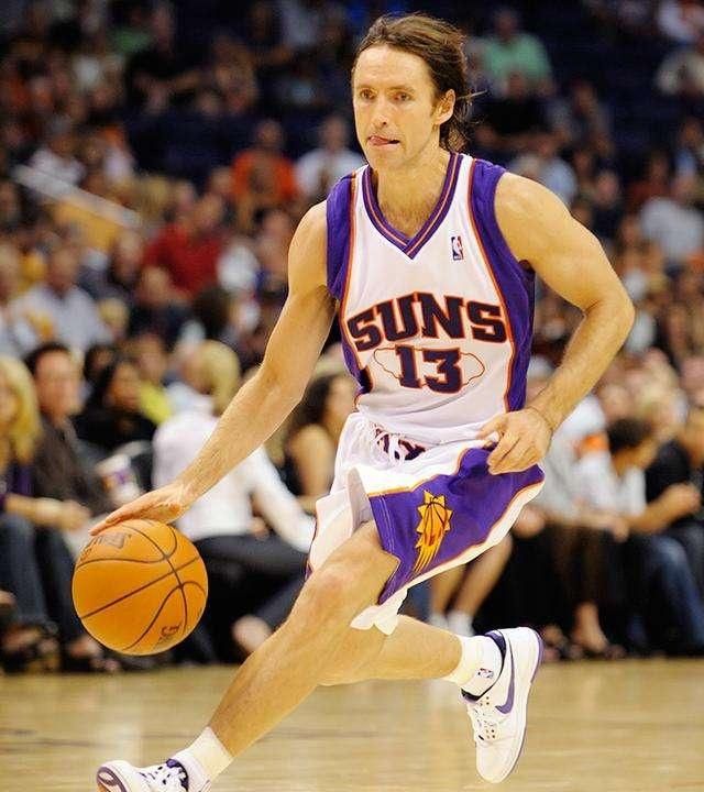 斯卢茨基：明天会竭尽全力发挥出最好的精神面貌和技战术水平（斯卢茨基：明日将全力展现最佳斗志与技战术状态）