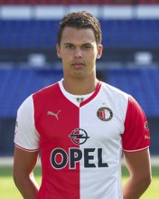 全市场：意甲多家俱乐部有意齐尔克泽，曼联尚未批准其离队（全市场：齐尔克泽获多支意甲球队青睐，曼联暂未批准放行）