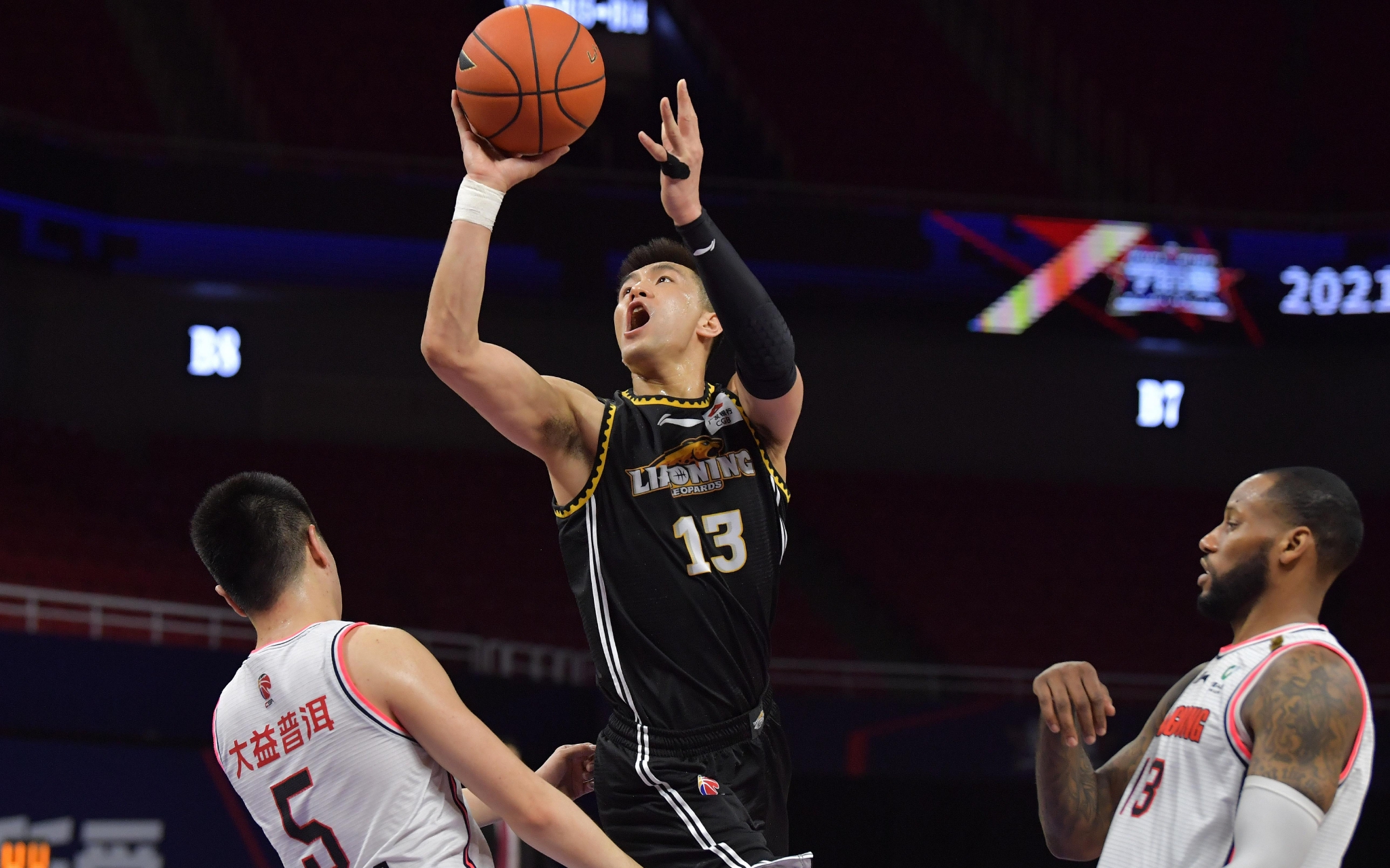 欧洲五大联赛本轮比赛亮点回顾（本轮欧洲五大联赛精彩盘点）