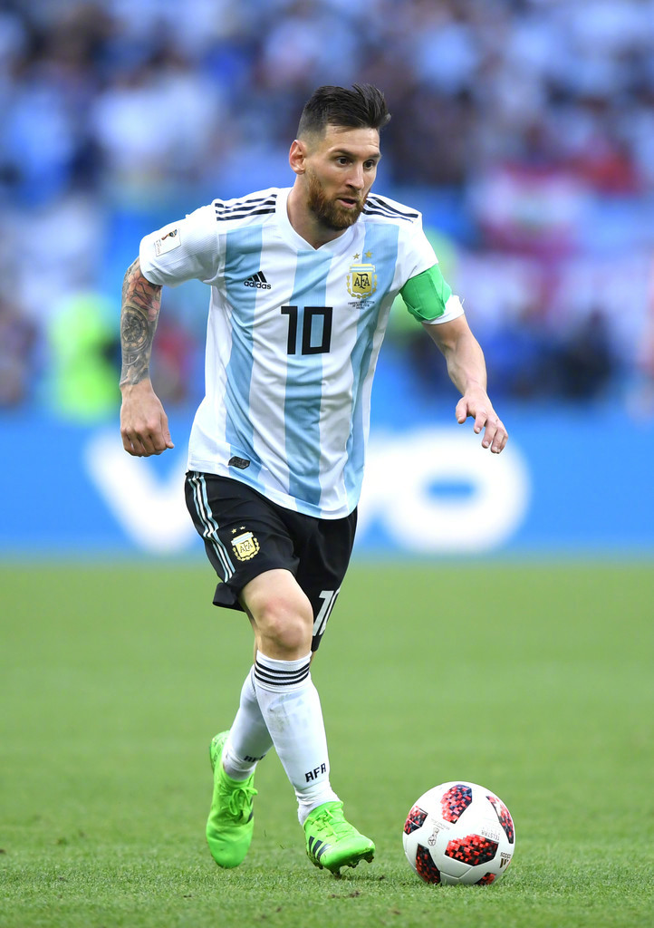 英媒：萨拉赫最多缺席利物浦7场比赛，包括客场踢阿森纳（英媒：萨拉赫或将缺阵利物浦多达7场，客战阿森纳在列）